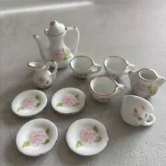 ミニチュアティーセット ピンクのバラ