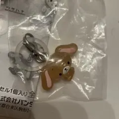サンリオキャラクターズ　ゆるっとめじるしアクセサリー　くろうさ