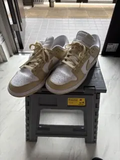 Nike dunk low ホワイト/ベージュ スニーカー