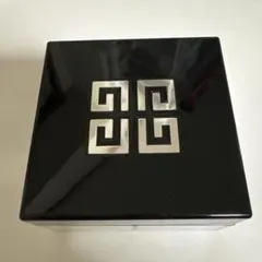 み*い様 美品‼️GIVENCHY プリズムリーブルルースパウダー(1)のサムネイル