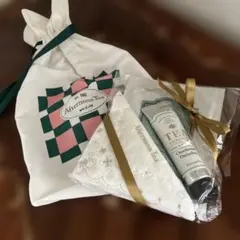 Item thumbnail for item ef147a7f-d209-453d-8dd3-73c4d59d8900