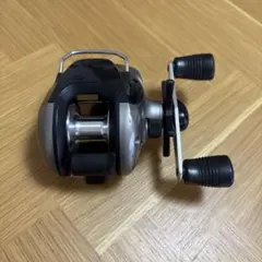 《美品》SHIMANO BASS ONE XT ベイトリール 本体のサムネイル