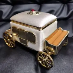 馬車型 ジュエリーボックス オルゴール付き「愛の讃歌」小物入れ