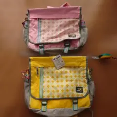 Item thumbnail for item 9766cb4a-5e4b-40e8-990f-e9424b724b89