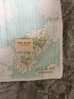 る*ろ様 PAUL & JOE ACCESSOIRES ハンカチ 花柄のサムネイル