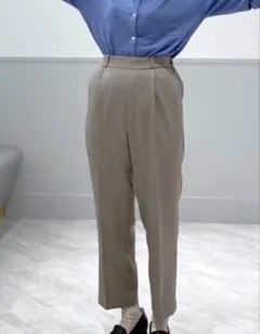 グローバルワーク　お手入れラクラク　テーパードパンツ　Sサイズ