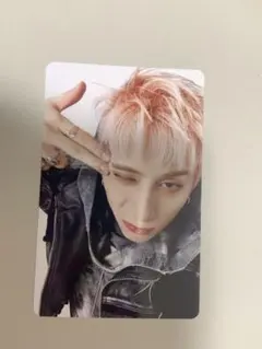 INI 西洸人　THE FRAME 封入トレカ　赤