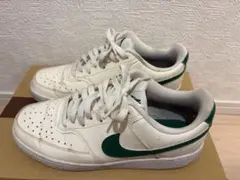 NIKE ナイキ スニーカー　25.5cm