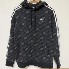 adidas フード付きパーカー
