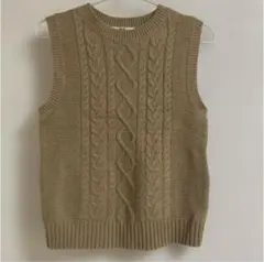 UNIQLO ケーブル編み ニットベスト S ブラウン