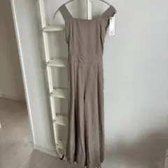 GU ベージュ サロペット Sサイズ