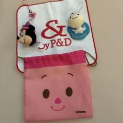 ⭐️ディズニー 巾着 ハンカチ ストラップ 4点セット⭐️❤️❤️可愛い雑貨です❣️
