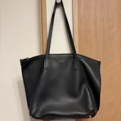 FURLA トートバッグ　ブラックのサムネイル