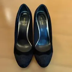 黒のスエードレースハイヒールパンプスのサムネイル