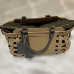 【美品】ハンドバッグのサムネイル