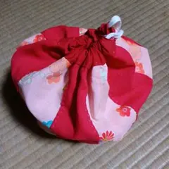 昭和レトロ　手縫い布製米袋(巾着袋)赤とピンクの花柄