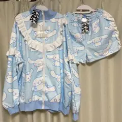 ACDCRAG シナモロール　シナモン　ジャージジャケット　ショートパンツ　2点