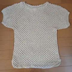 ベージュ オープンワーク 編みニットトップス