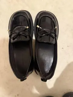 田久保 夏鈴 × ルタロンリボンプラットフォームローファー　ブラック