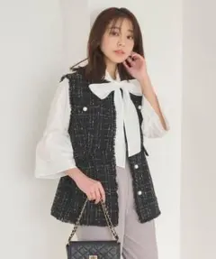 【未使用】Feroux ツイードペプラムジレ ベストのサムネイル