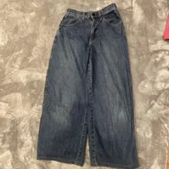 UNIQLO U ワイドフィットカーブジーンズ　22 (56cm)