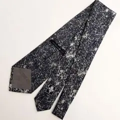 Item thumbnail for item b8ff3927-bfea-4162-b707-891a75231e7b