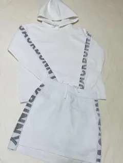 人気色！JACKBUNNY！レディースゴルフウェアスカート&パーカーセットアップ