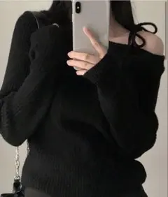 オフショルダー黒ニットセーター Mサイズ
