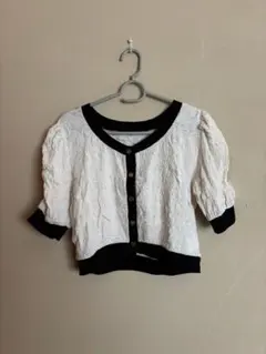 ホワイト ブラック パフスリーブ トップス