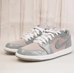 タグ付き未使用品　NIKE AIR JORDAN 1 LOW SE 28cm