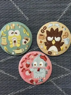 サンリオ　刺繍缶バッジ　バッドばつ丸 ハンギョドン　ケロケロケロッピ ３種