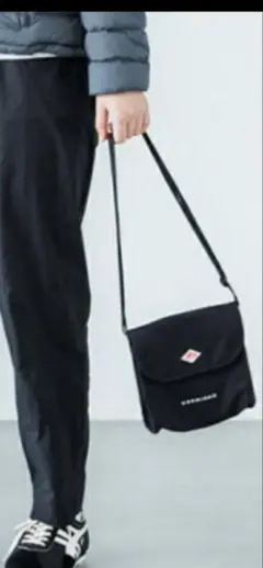 DANTON CREMIEUX ブラックショルダーバッグ