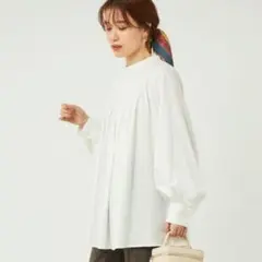グリーンレーベルリラクシング　スタンドカラーギャザープルオーバー　グリーン