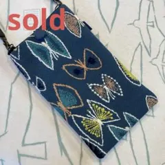 １点のみ　ミナペルホネン　レア両面　sky　flower　まるいファスナーバッグ 1点のみ ミナペルホネン レア両面 sky flower まるいファスナー