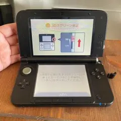 ジャンク品 3DSLL レッド×ブラック ヒンジ破損あり 起動確認済