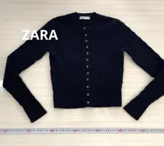 ZARAのカーディガンセーター
