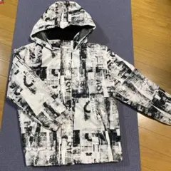 スノーウェア　140センチ　男の子　女の子　白黒