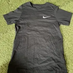 ナイキ Tシャツ