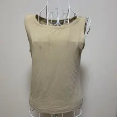Max Mara ノースリーブ タンクトップ ベージュ　伸縮性ありのサムネイル