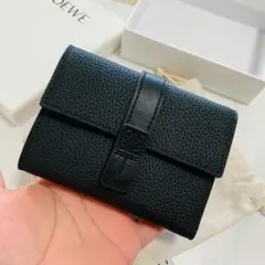 ロエベ 折り財布