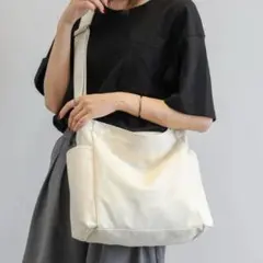 SHEIN キャンバス ショルダーバッグ ホワイトのサムネイル