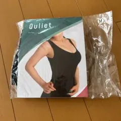 キュリエット　ブラトップ　ブラック　黒　M