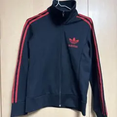 adidas トラックジャケット