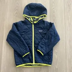 パタゴニア　キッズリバーシブルアウター　5T
