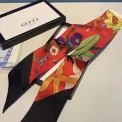 【お値下げ】GUCCI ツイリー リボン シルク スカーフ ピンク ネイビー グッチ GUCCI GGフローラ プリント ネックボウ ツイリー