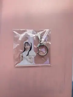 松本かれん　生誕ラッフルアクキー