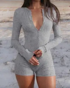 shein フィットジャンプスーツ　グレー