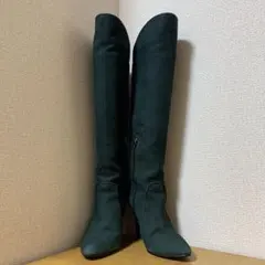 Item thumbnail for item af25d3a8-4d81-489c-b608-7a8615e6363e