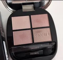 DECORTÉ スキンシャドウデザインアイパレット 10