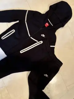 Nikeテックフリースセットアップ